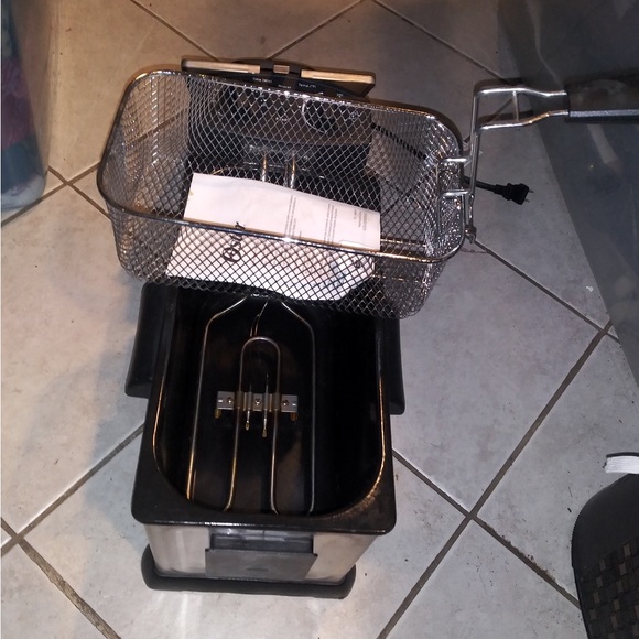 Deep fryer - Picture 1 of 7